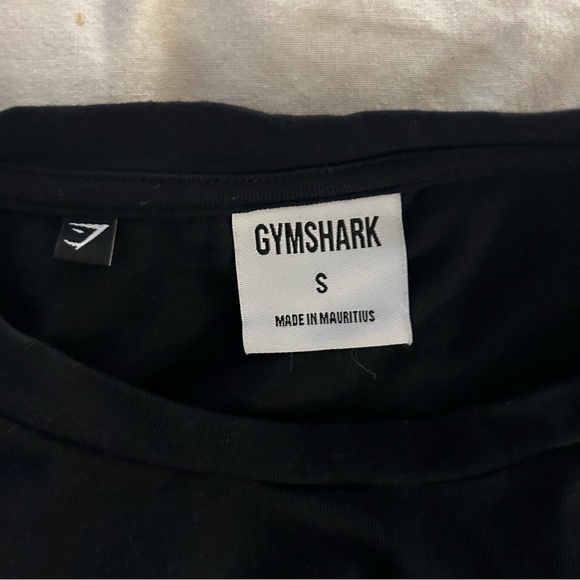 Gymshark crop top shirt - Picture 7 of 7